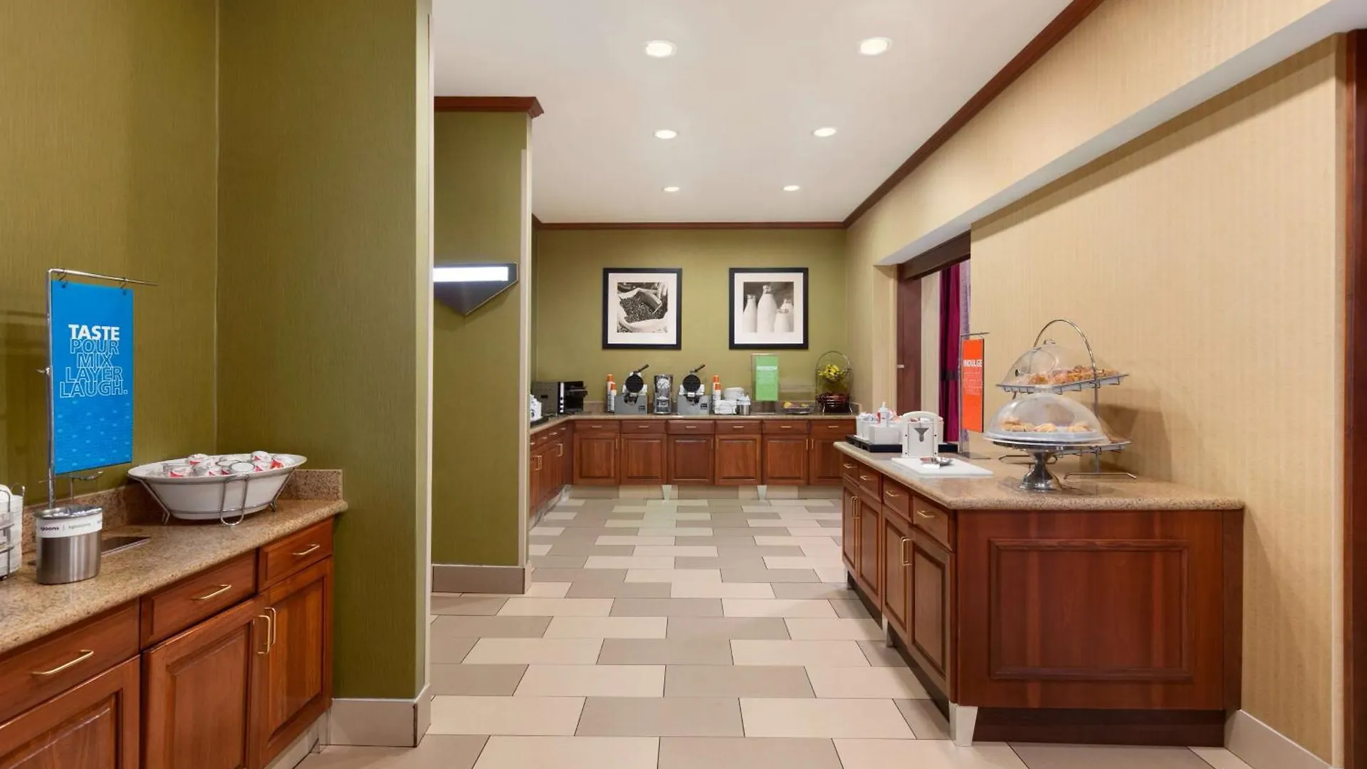 Hampton Inn & Suites Williamsburg Historic District