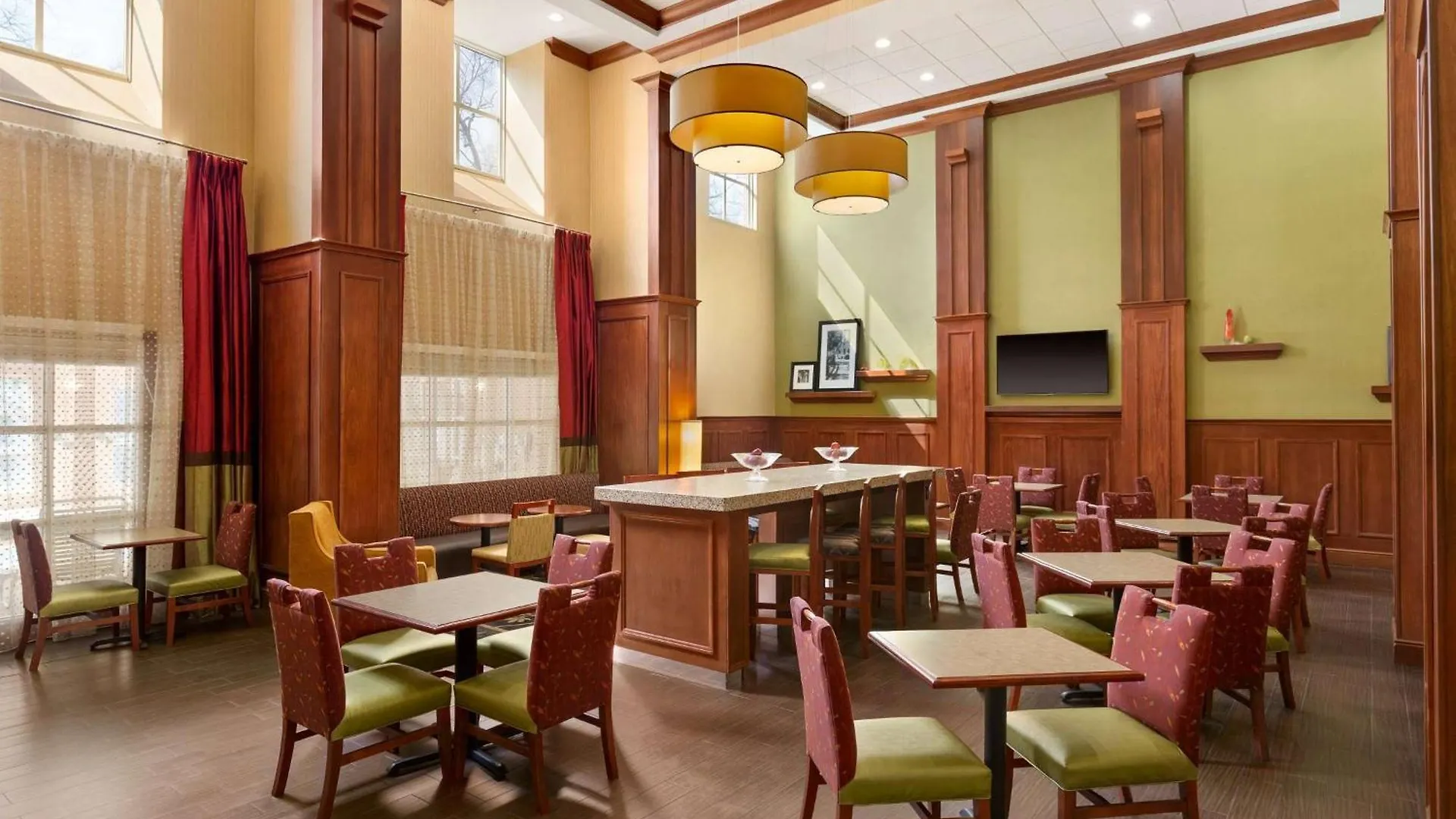 Hampton Inn & Suites Williamsburg Historic District United States