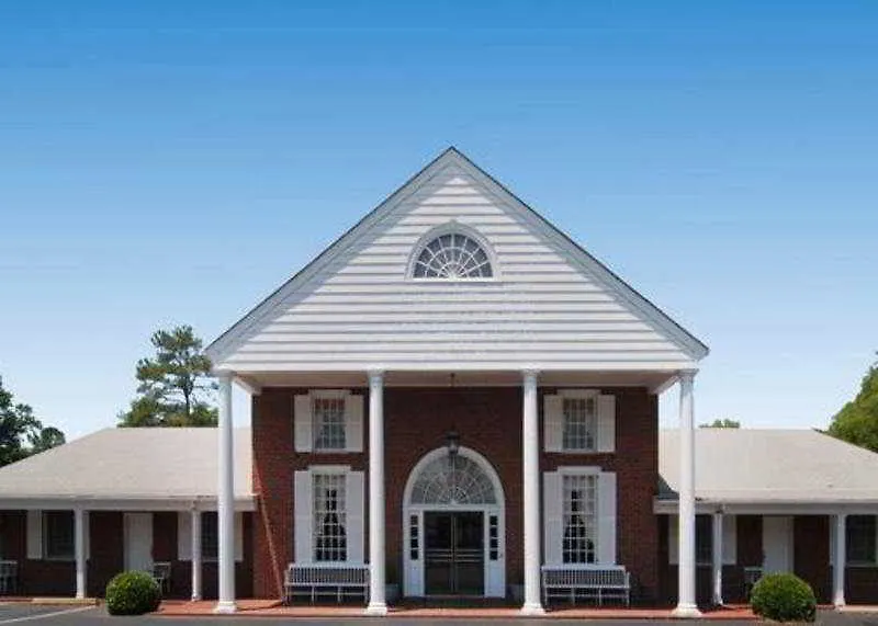 Hampton Inn & Suites Williamsburg Historic District 3*,