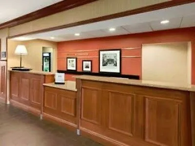 Hampton Inn & Suites Williamsburg Historic District