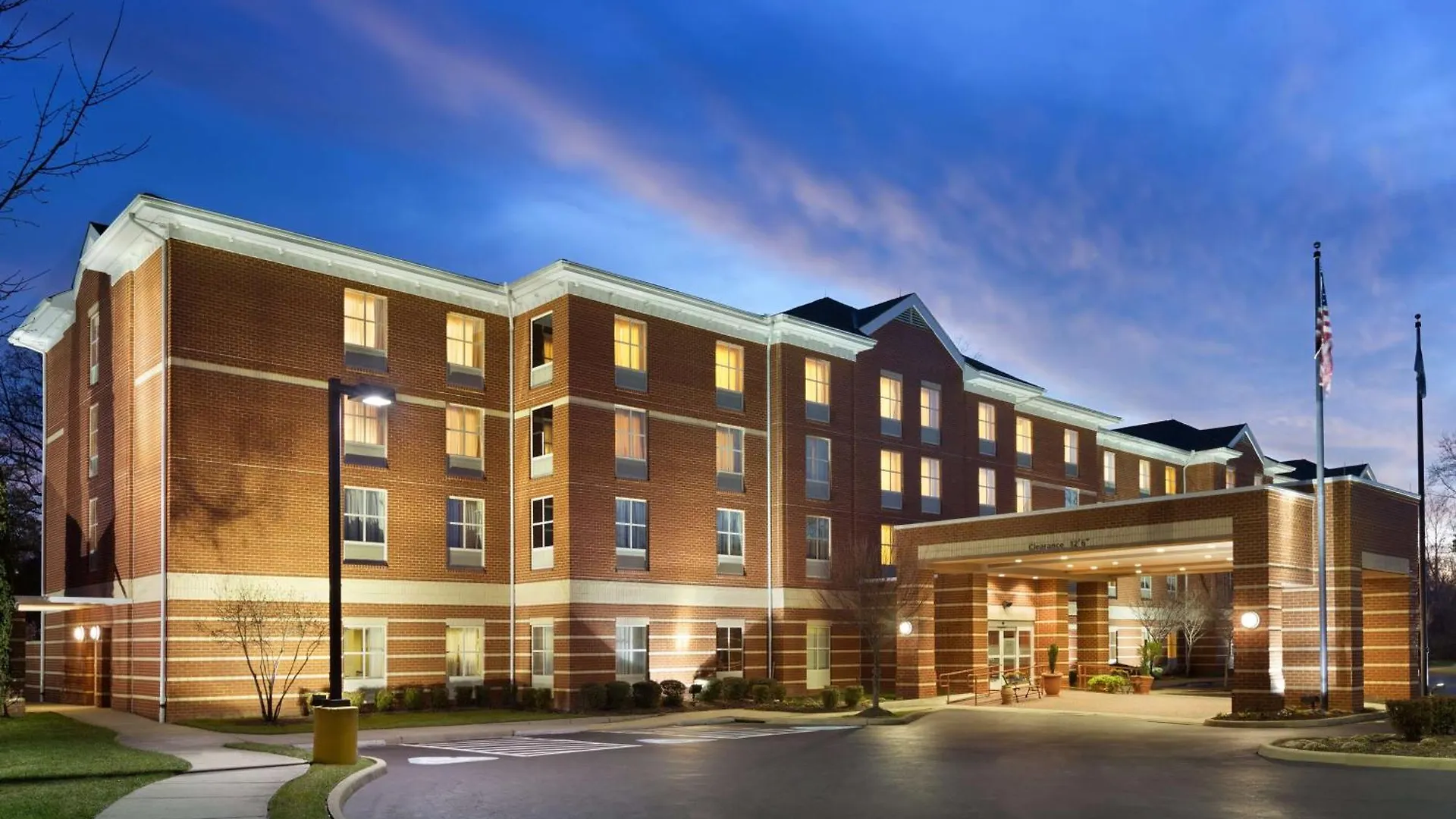 Hampton Inn & Suites Williamsburg Historic District