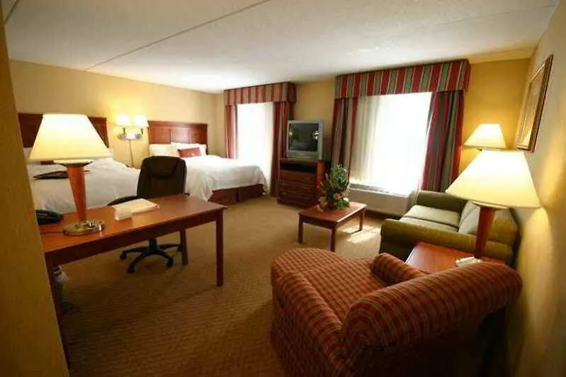 Hampton Inn & Suites Williamsburg Historic District